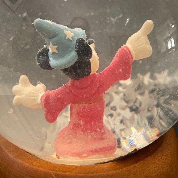 Vintage 1989 Mickey Mouse from Fantasia, Disney Crystal Snow Globe - Picture 8 of 10